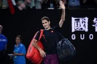 Federer waves to his fans after the defeat